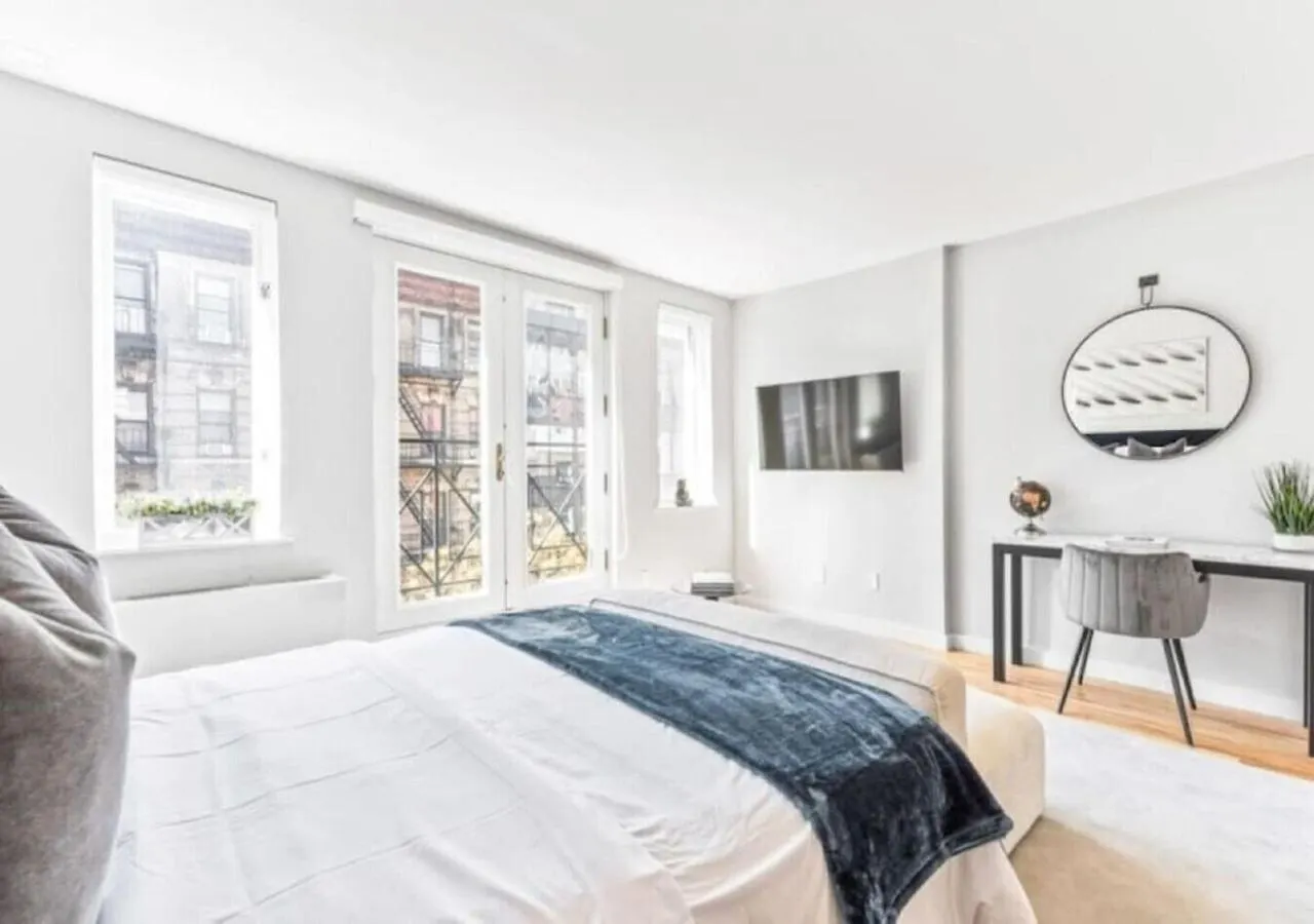 Stylish Studio Apartment At Ues Nowy Jork