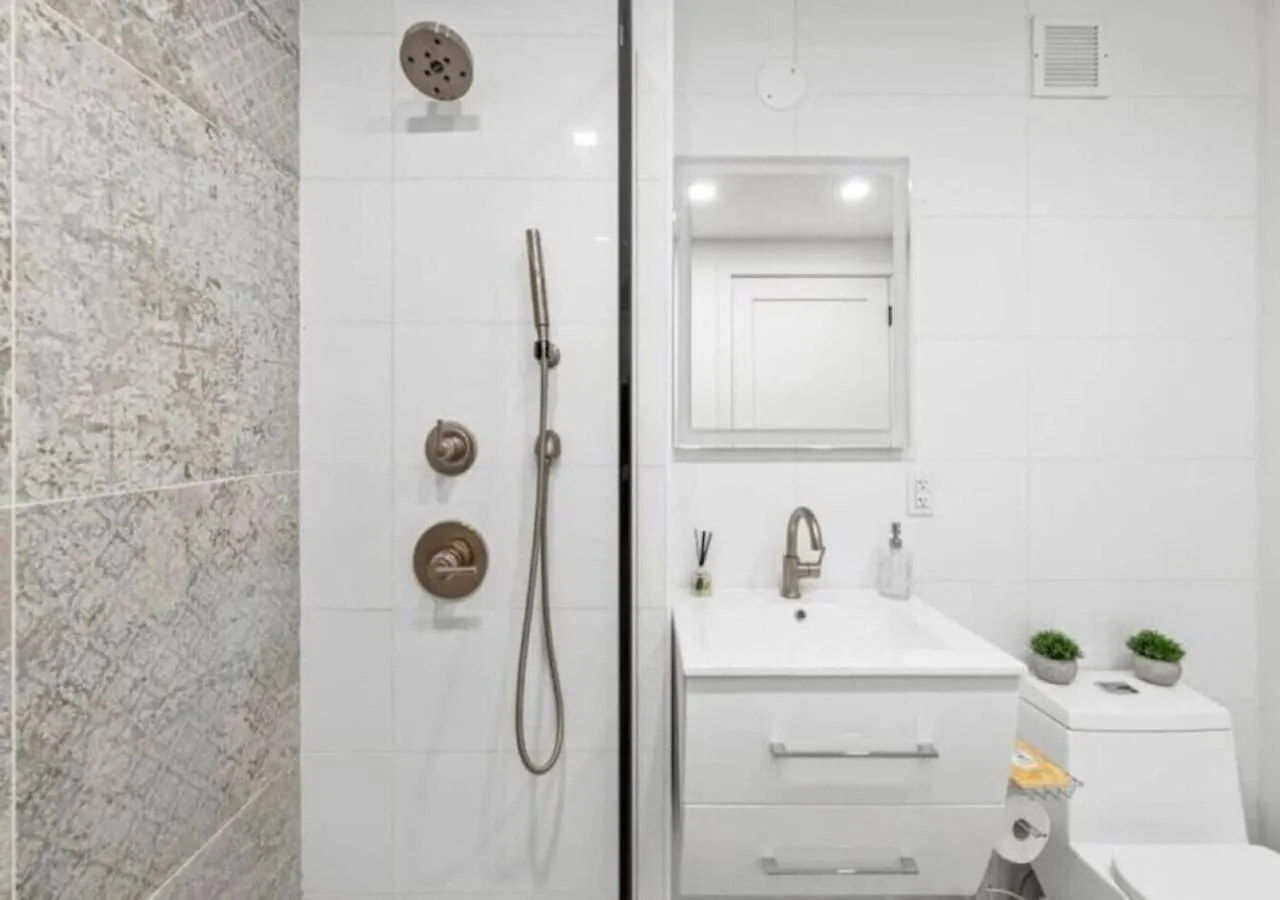 Stylish Studio Apartment At Ues Nowy Jork